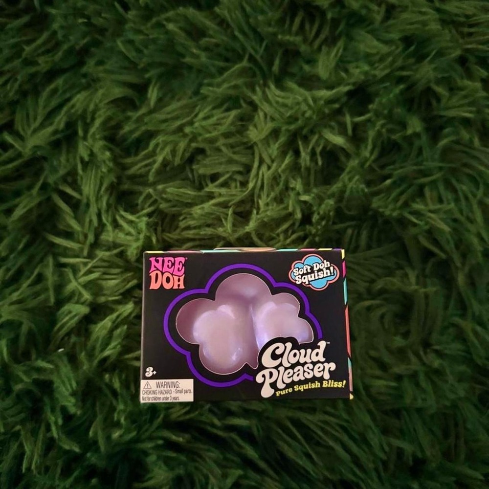 (1) Cloud Pleaser Needoh